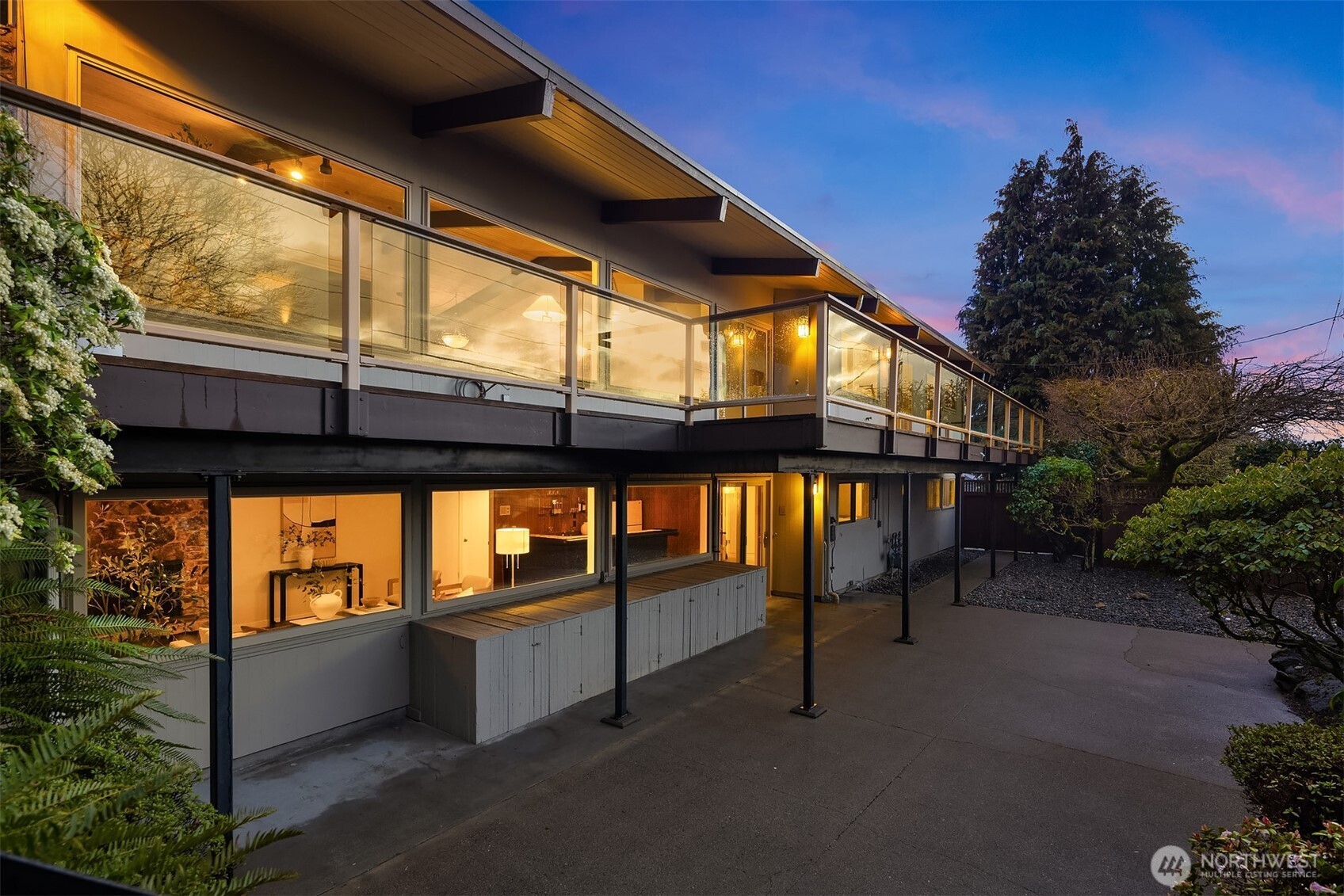 16705 27th Avenue SW, Burien, WA 98166