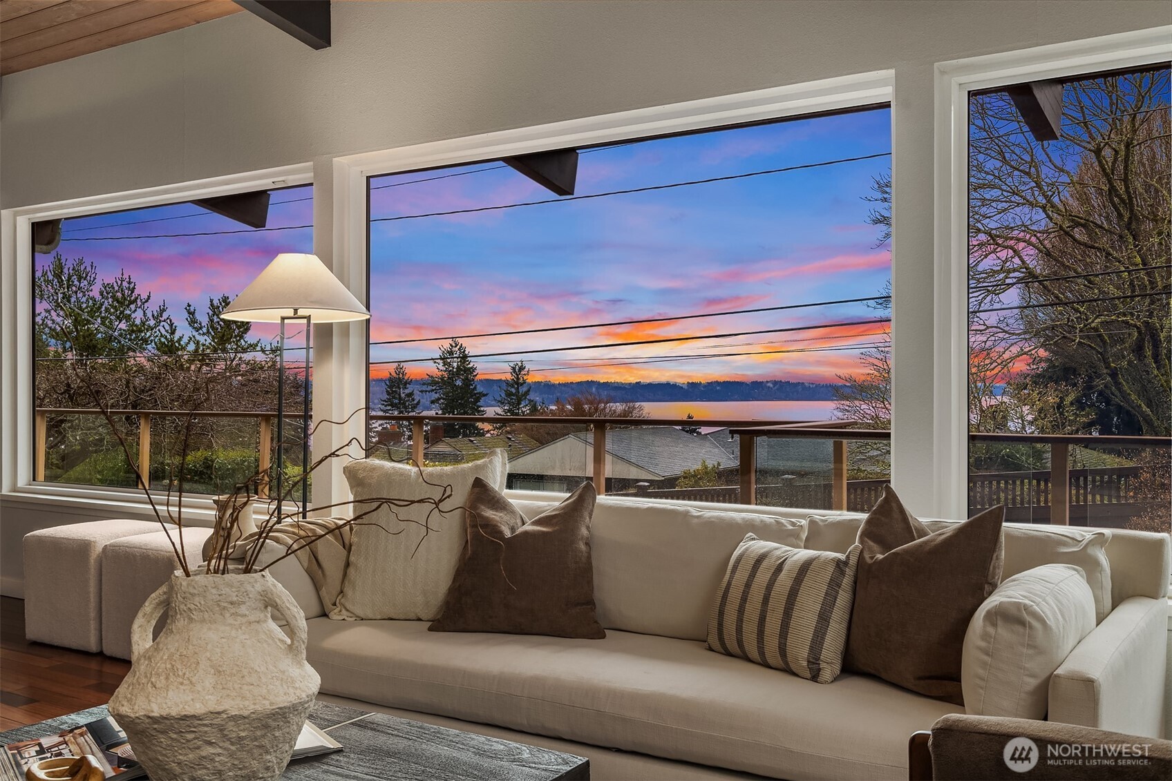 16705 27th Avenue SW, Burien, WA 98166