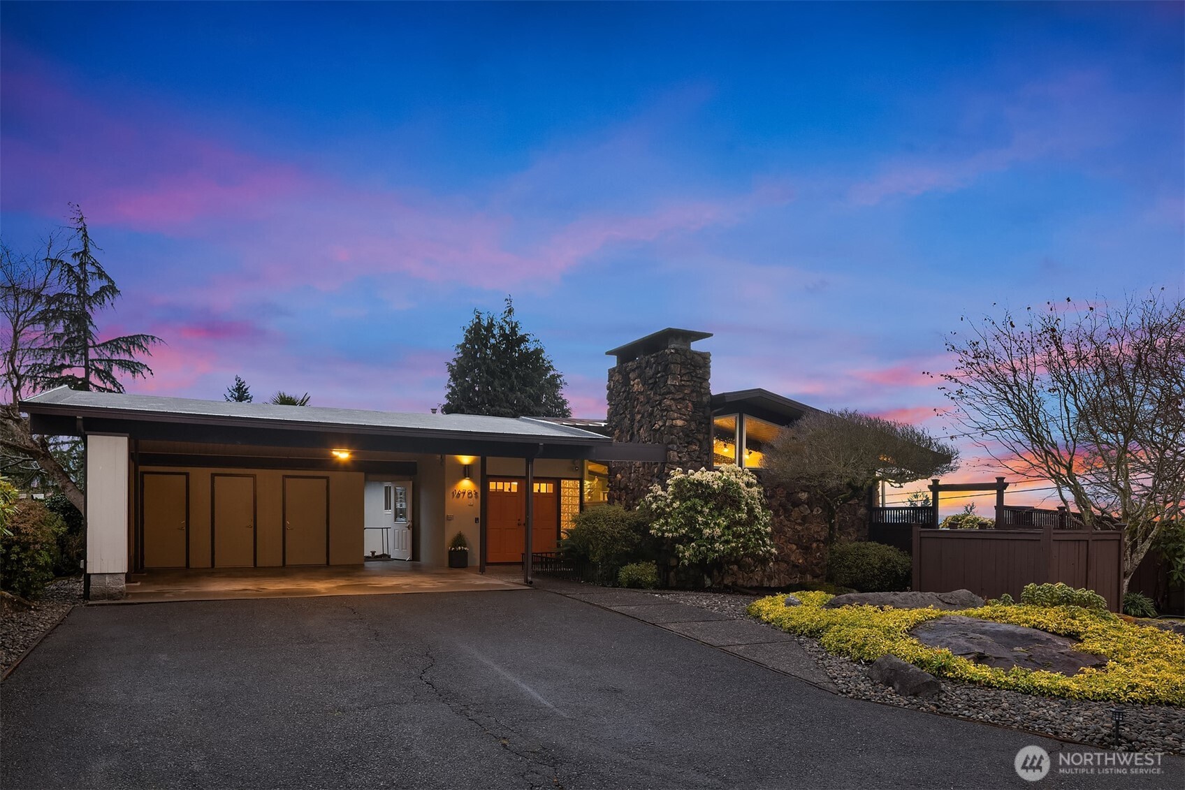 16705 27th Avenue SW, Burien, WA 98166