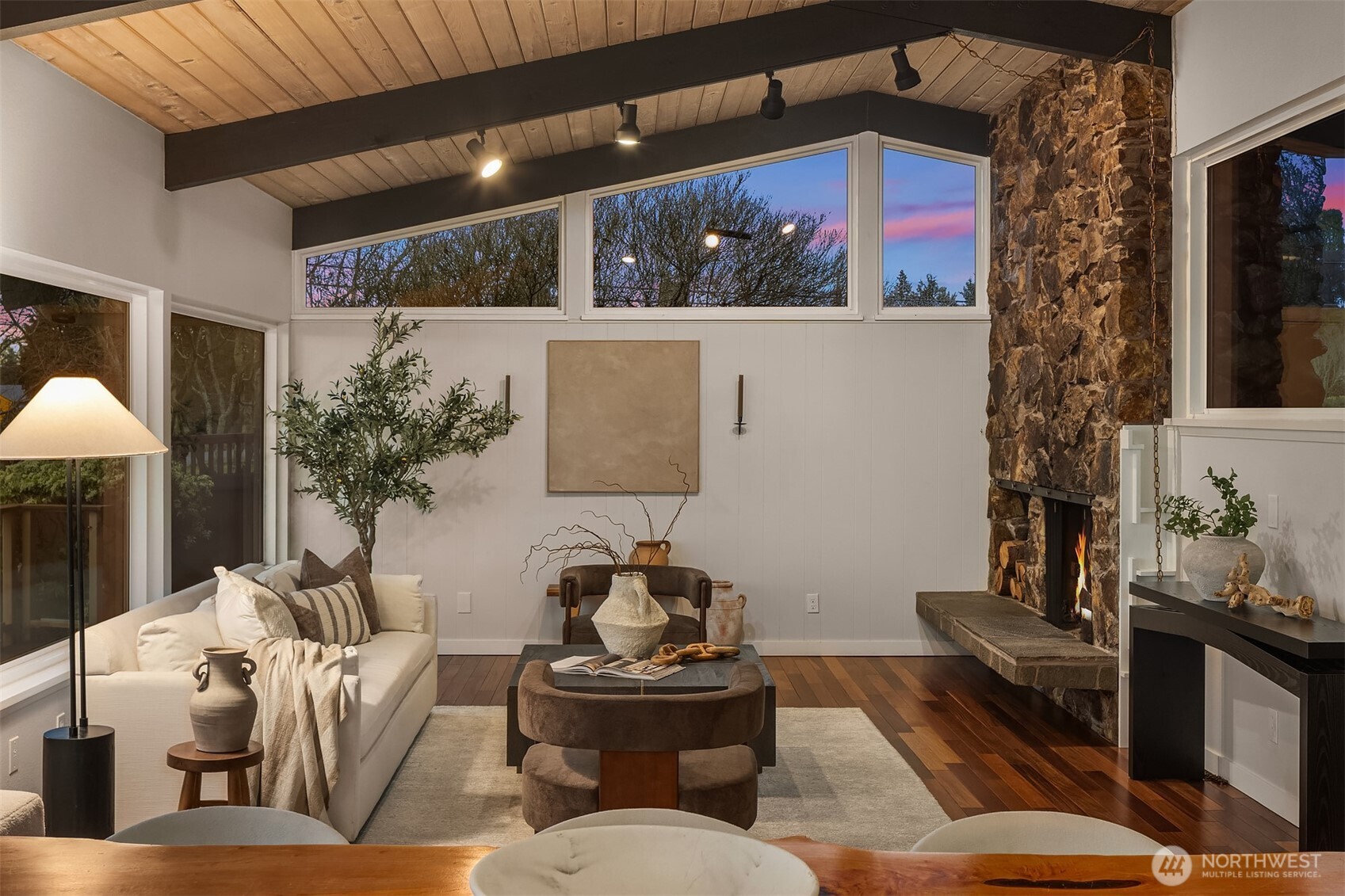 16705 27th Avenue SW, Burien, WA 98166