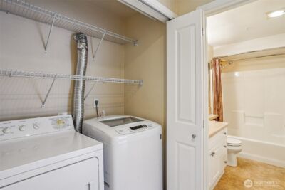 12034 15th Avenue NE #204, Seattle, WA 98125 - Photo 19