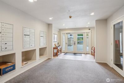 12034 15th Avenue NE #204, Seattle, WA 98125 - Photo 4