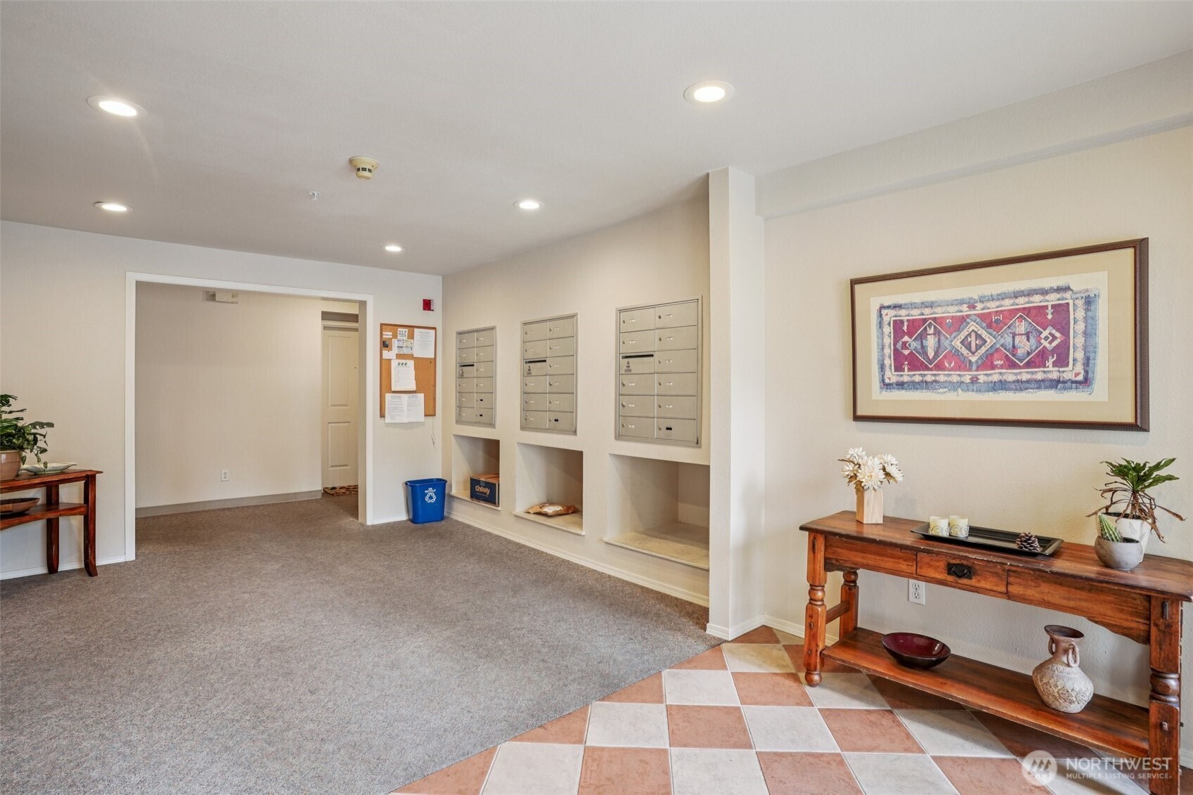 12034 15th Avenue NE #204, Seattle, WA 98125