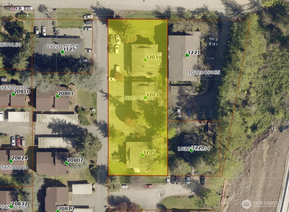 3201 S 208th Street , SeaTac, WA 98198