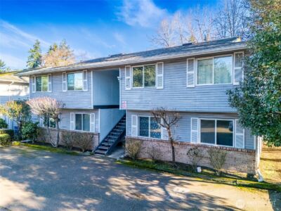 3201 S 208th Street , SeaTac, WA 98198 - Photo 3