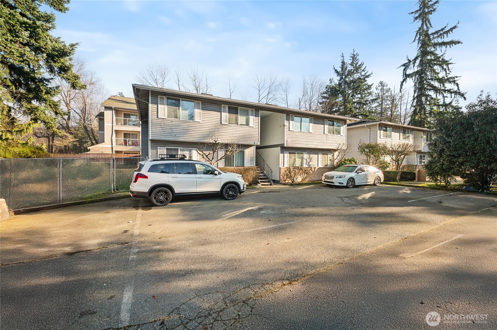 3201 S 208th Street , SeaTac, WA 98198