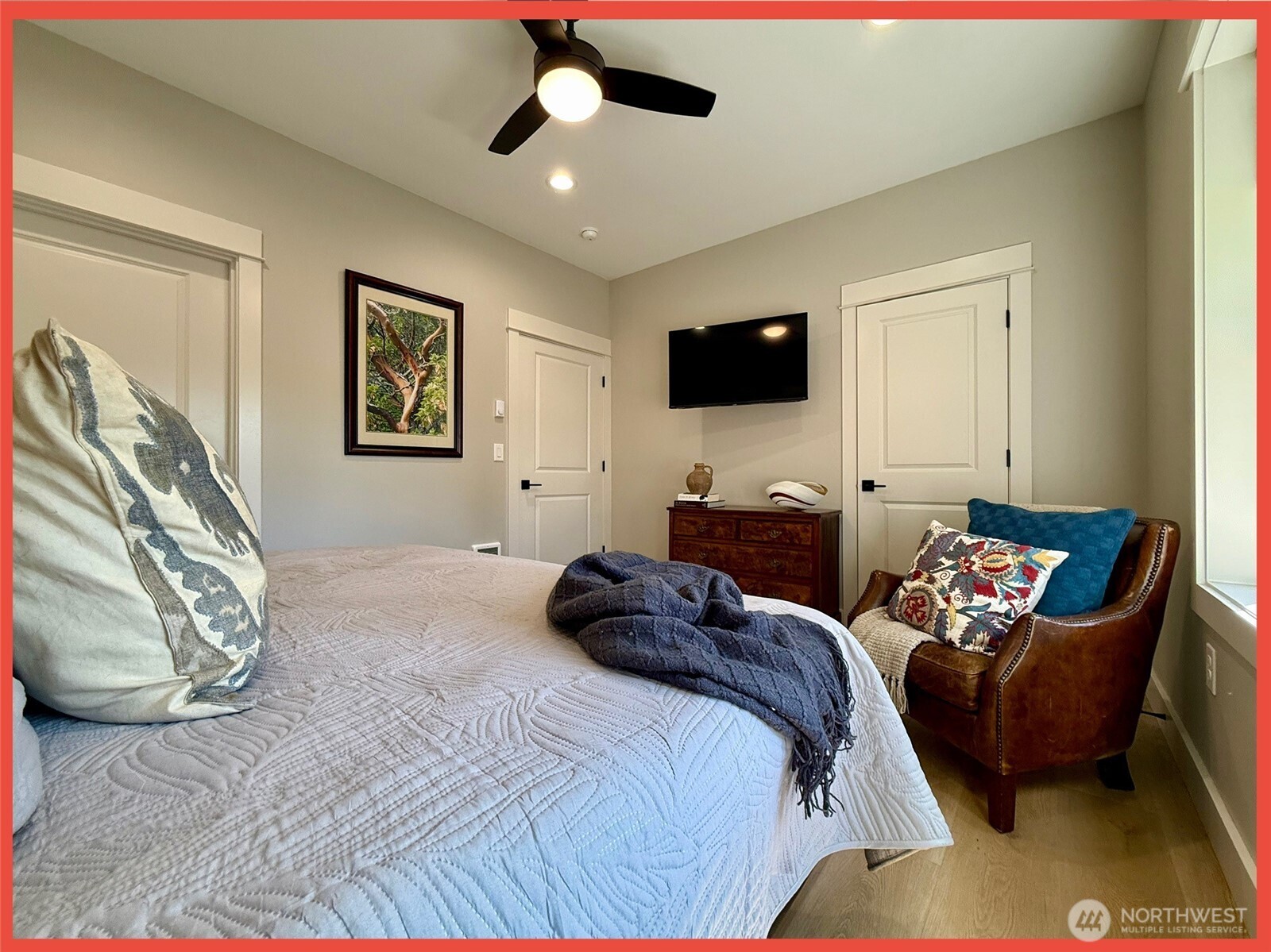 247 Clover Creek Avenue NW, Ocean Shores, WA 98569