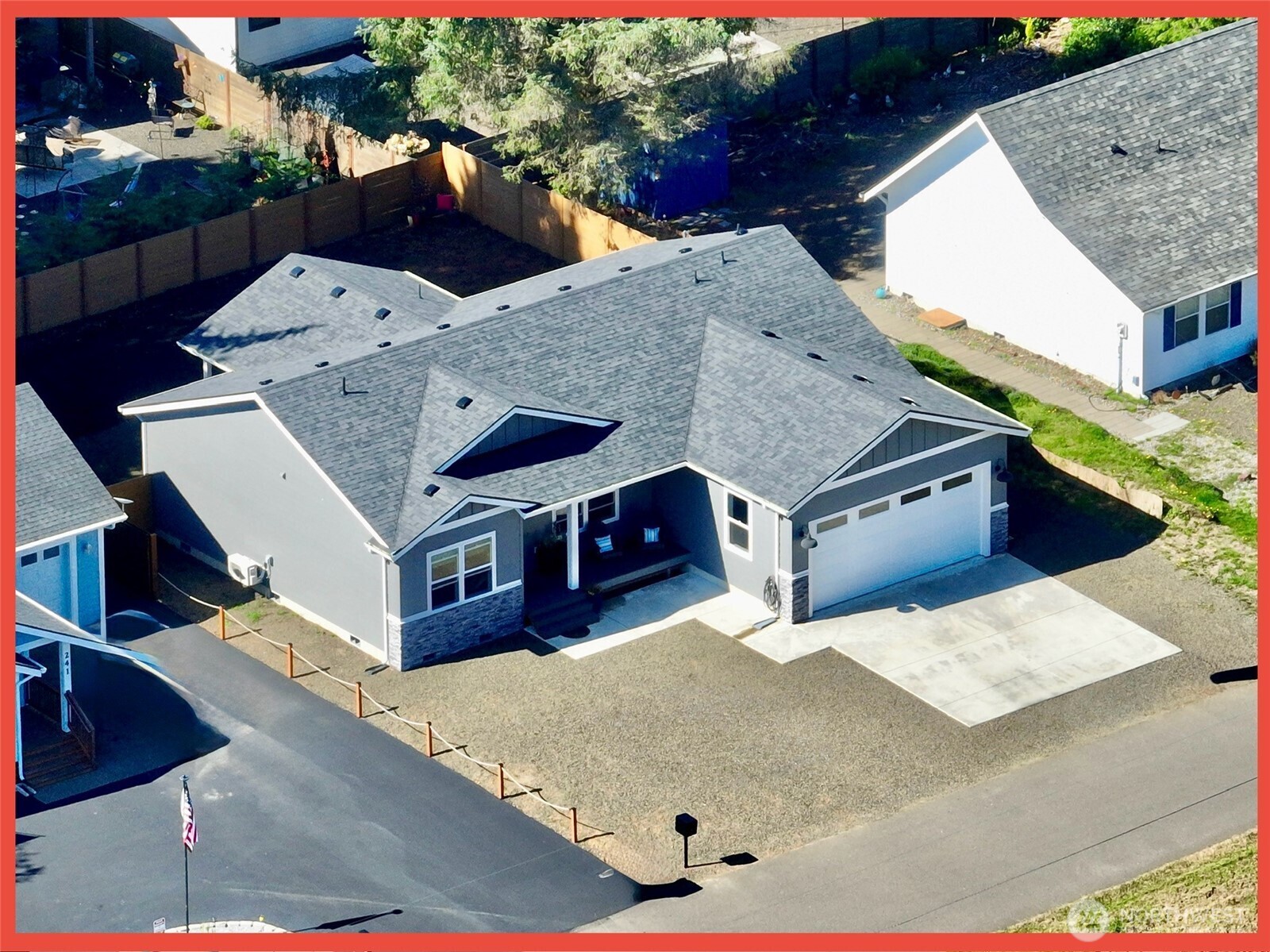 247 Clover Creek Avenue NW, Ocean Shores, WA 98569