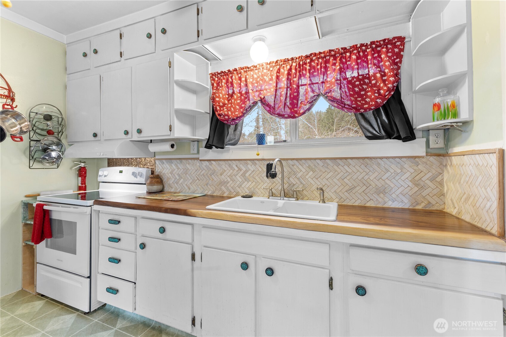 1213 Rhobina Street , Centralia, WA 98531