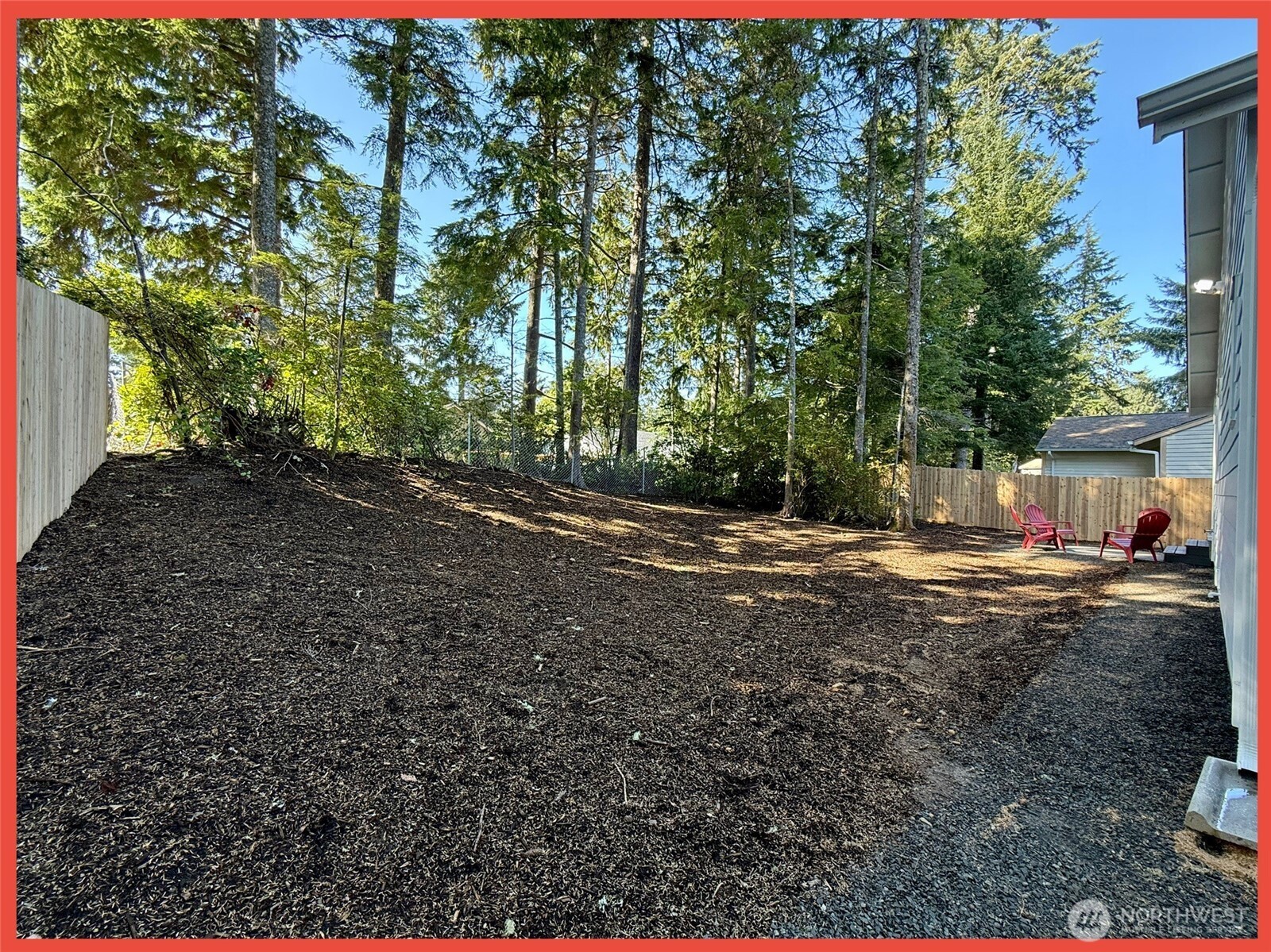 611 Weatherwax Loop NE, Ocean Shores, WA 98569