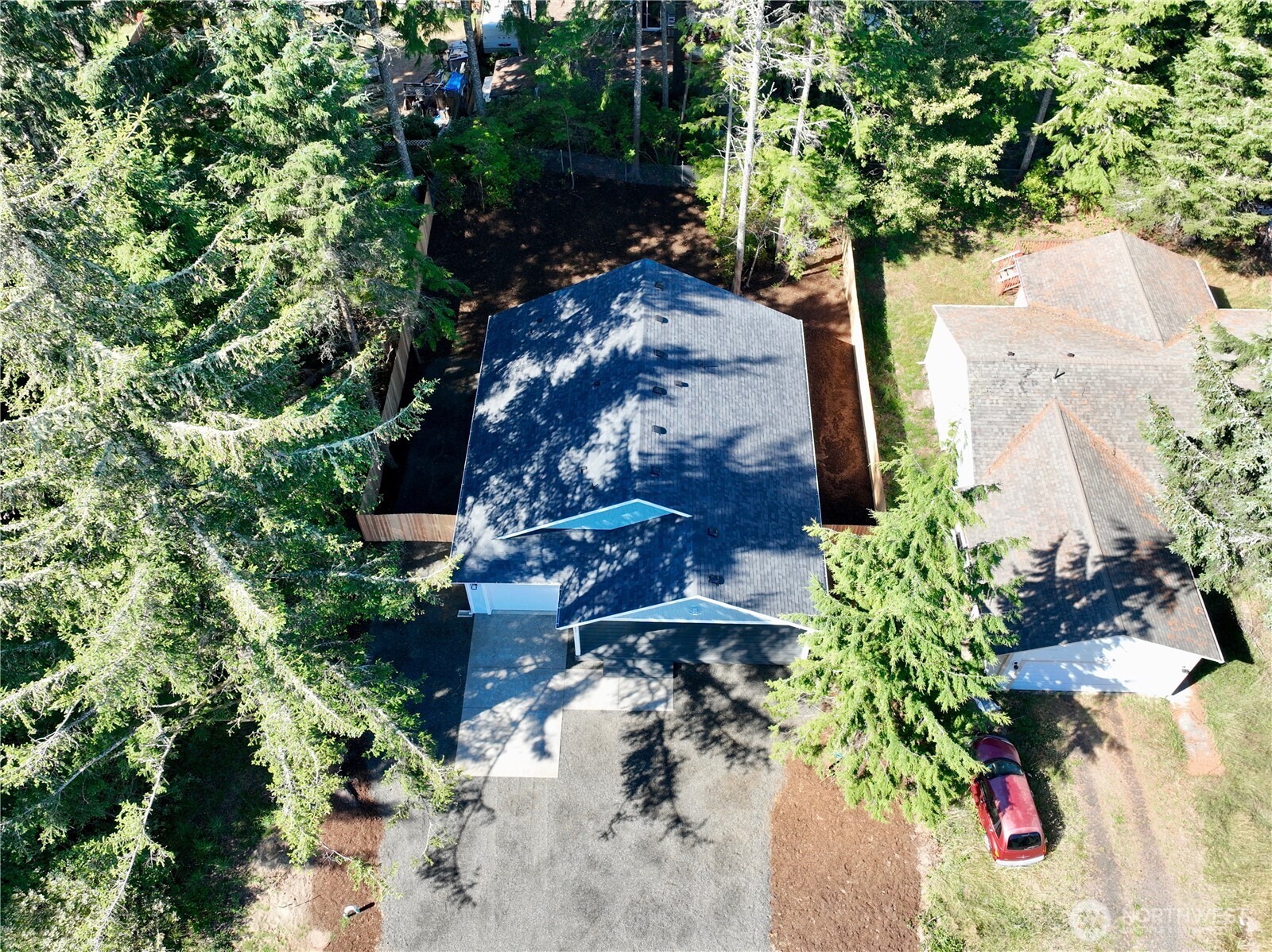 611 Weatherwax Loop NE, Ocean Shores, WA 98569