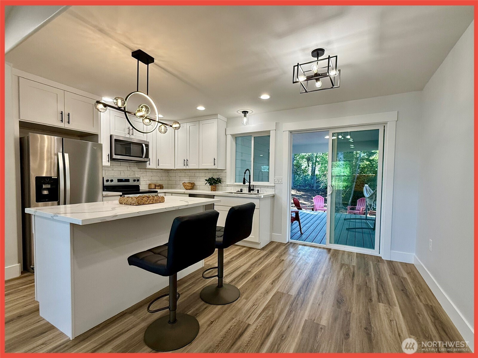 611 Weatherwax Loop NE, Ocean Shores, WA 98569