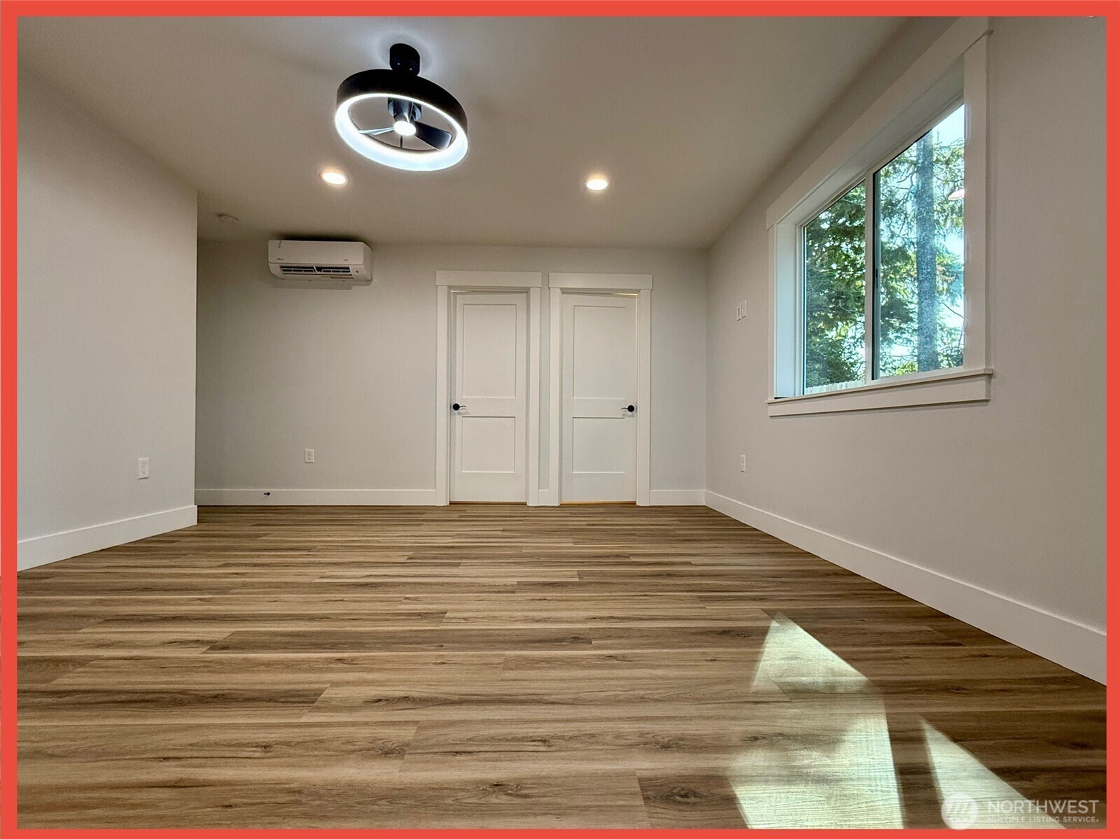 611 Weatherwax Loop NE, Ocean Shores, WA 98569