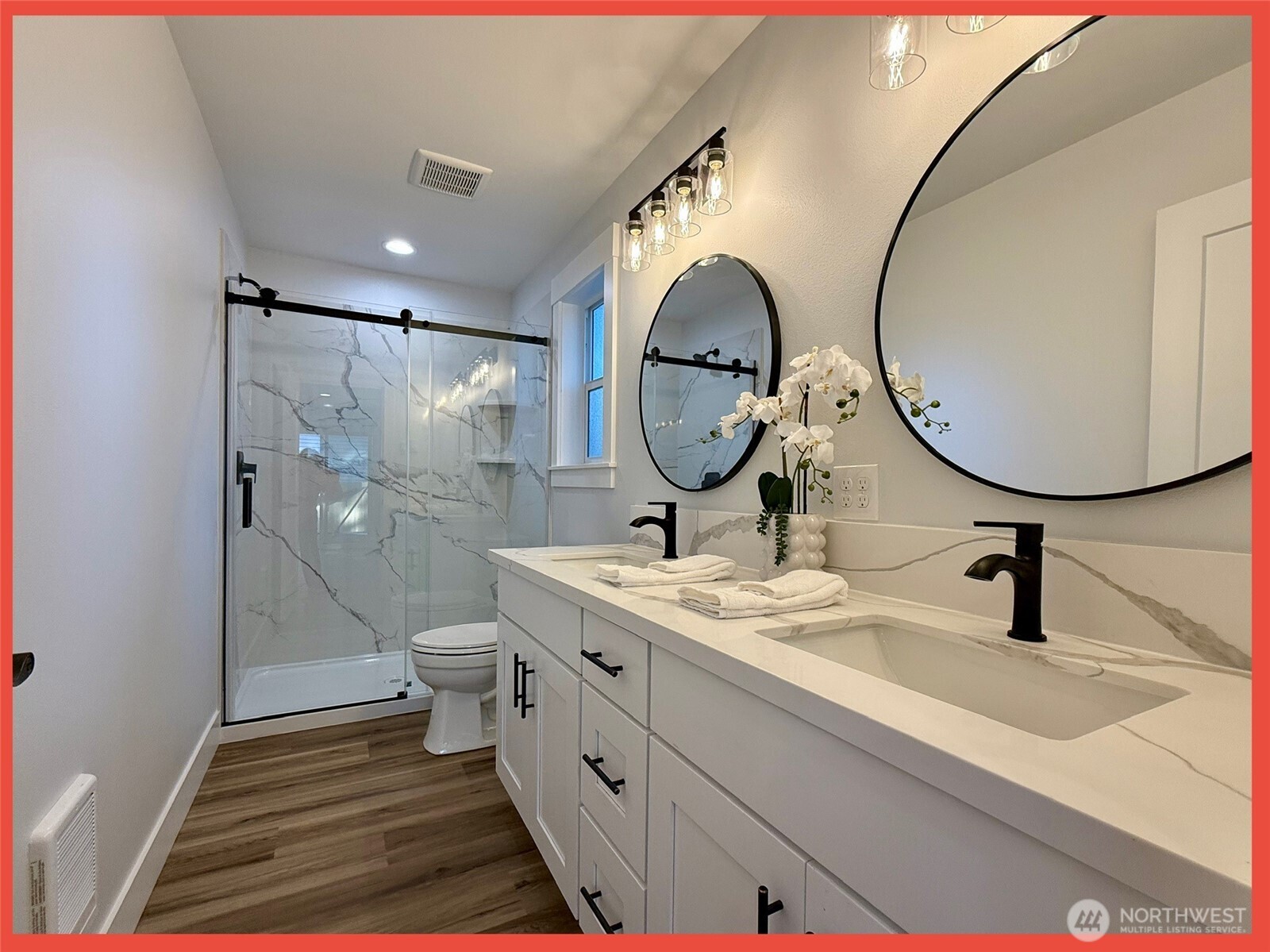 611 Weatherwax Loop NE, Ocean Shores, WA 98569