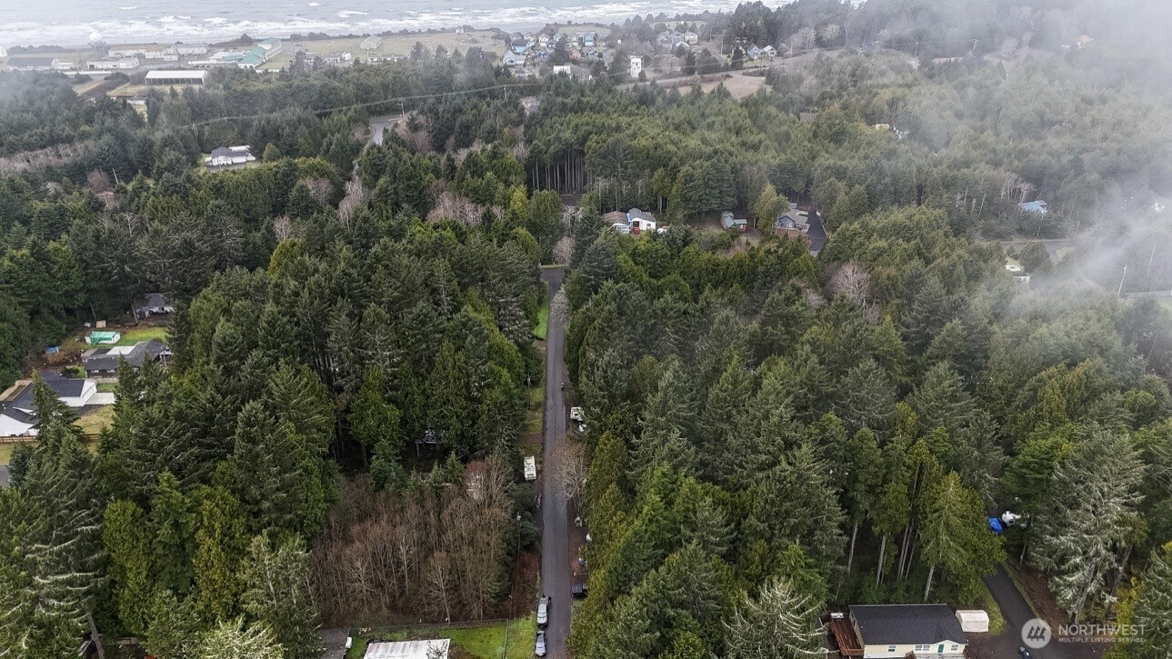 41 Moonrise Lane , Pacific Beach, WA 98571