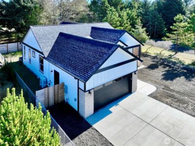 716 Island Circle SE, Ocean Shores, WA 98569 - Photo 13