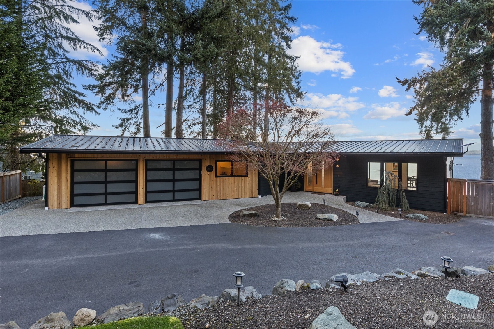 1067 Cavalero Road , Camano Island, WA 98282