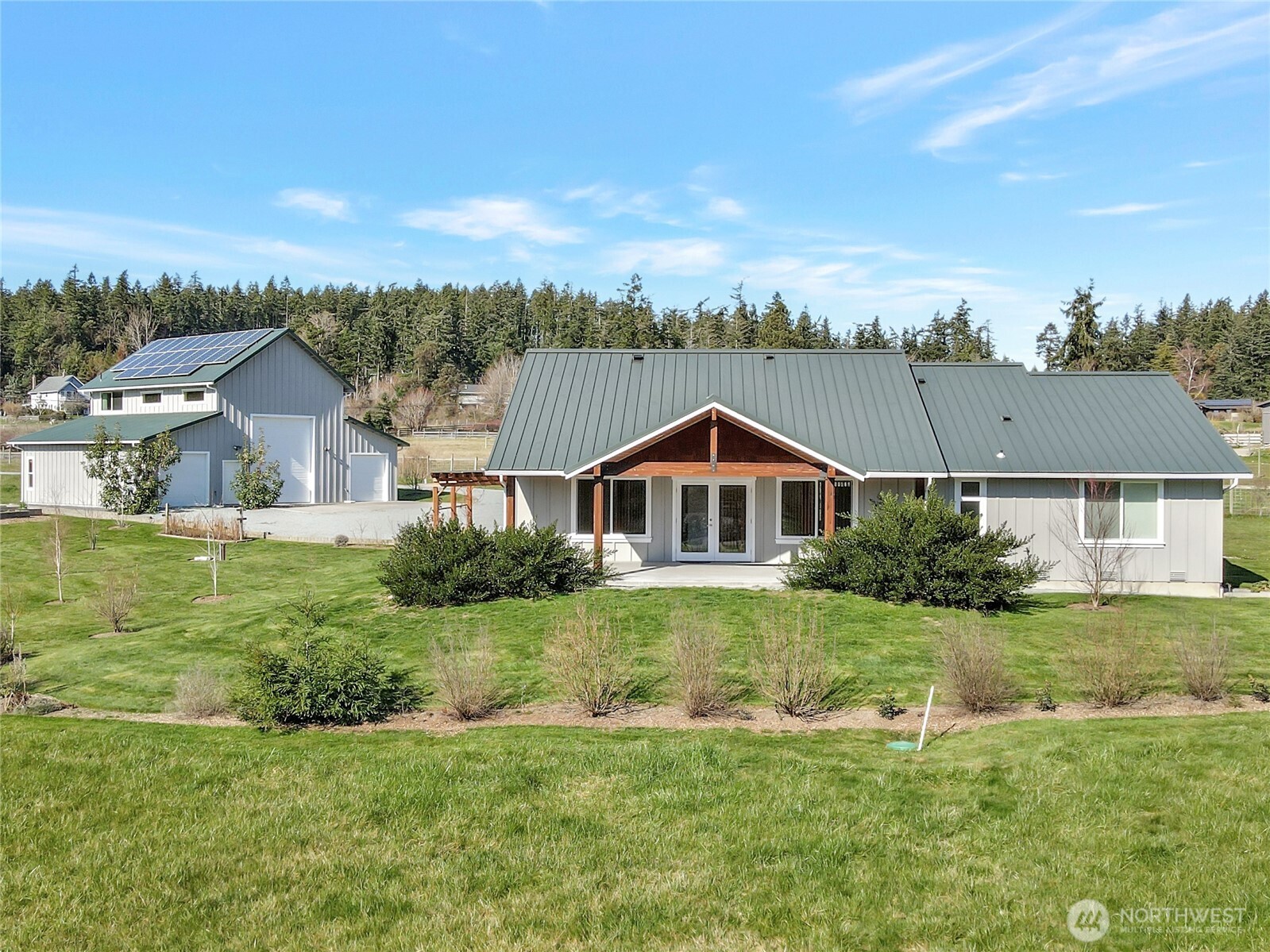 177 S Sunrise Boulevard , Camano Island, WA 98282