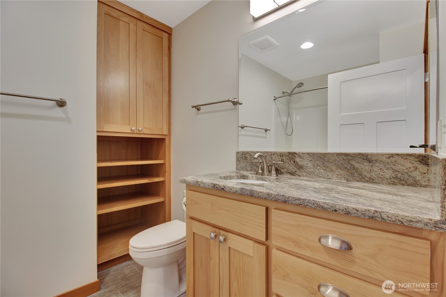 177 S Sunrise Boulevard , Camano Island, WA 98282