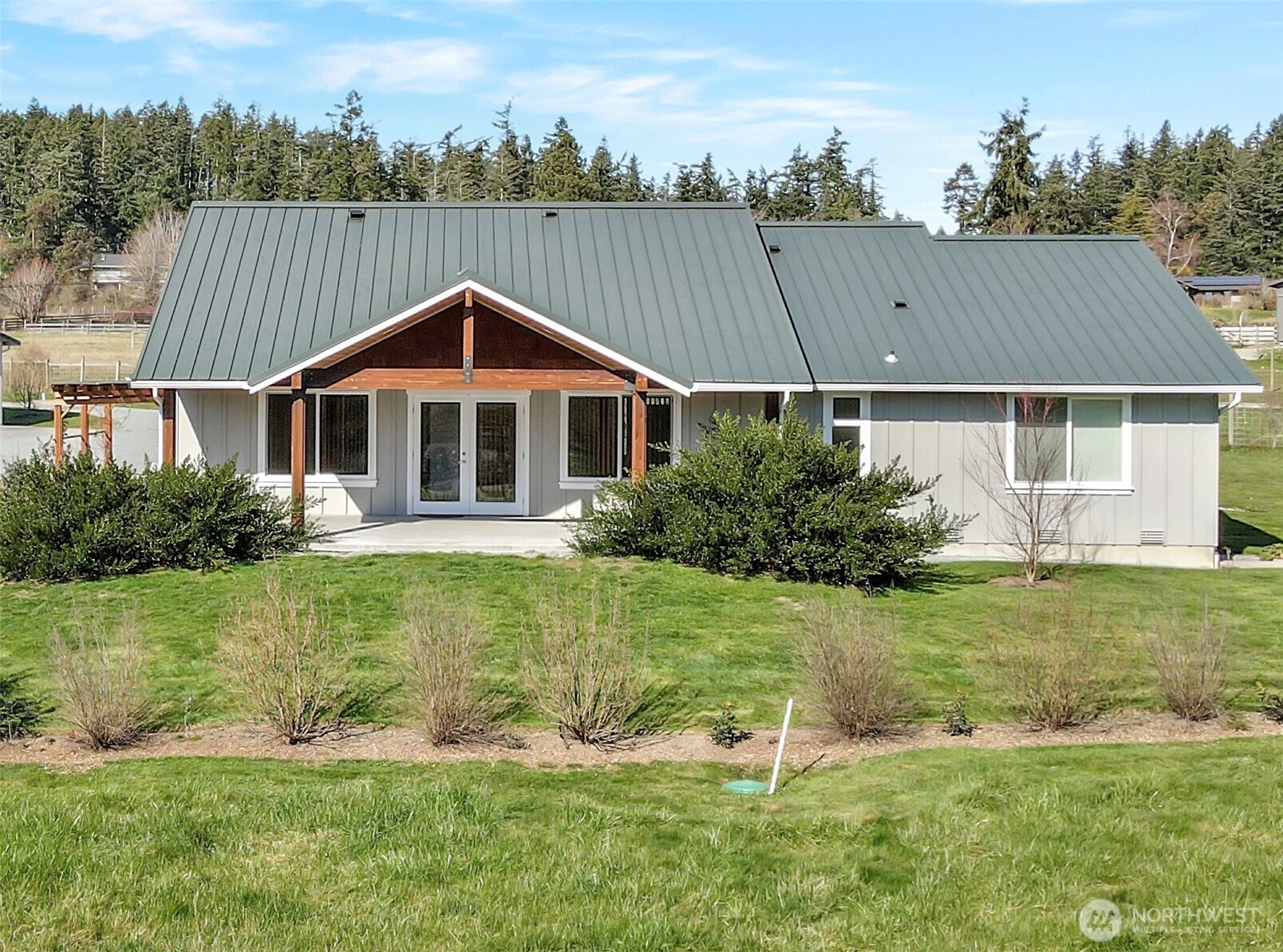 177 S Sunrise Boulevard , Camano Island, WA 98282