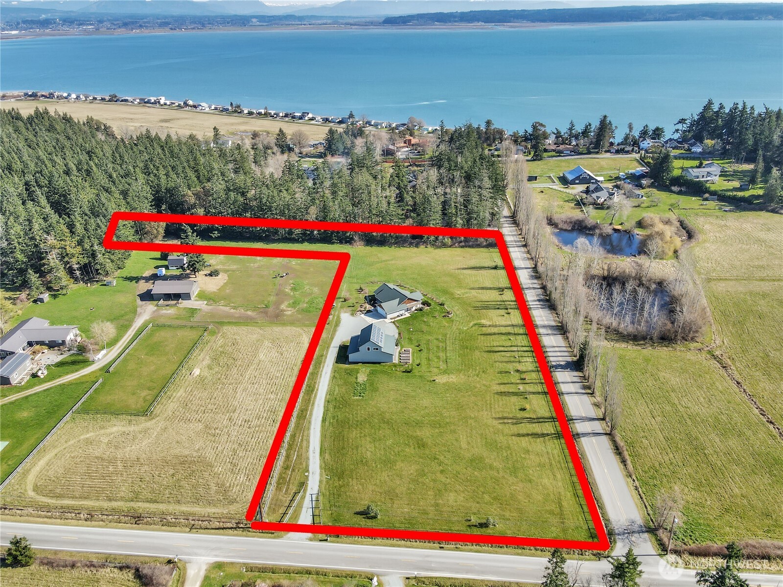 177 S Sunrise Boulevard , Camano Island, WA 98282