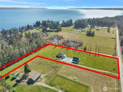 177 S Sunrise Boulevard , Camano Island, WA 98282 - Photo 33