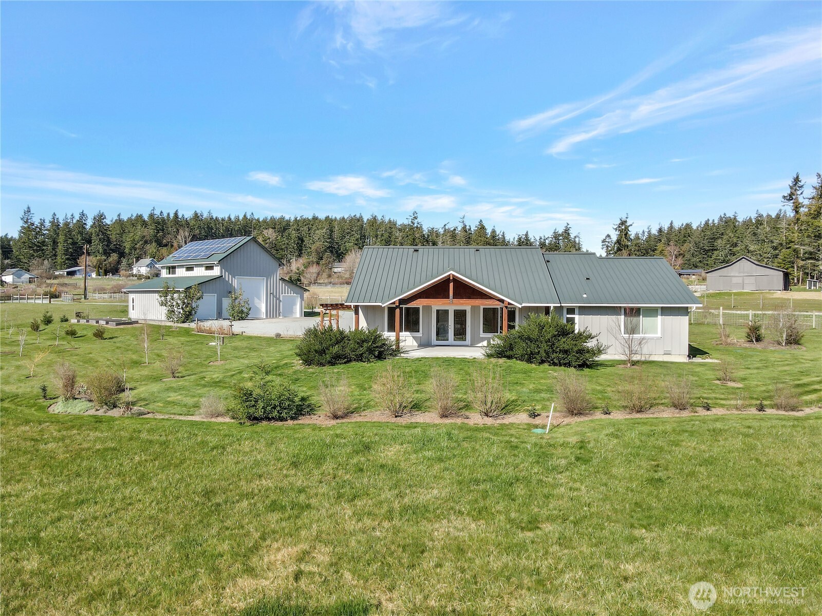 177 S Sunrise Boulevard , Camano Island, WA 98282