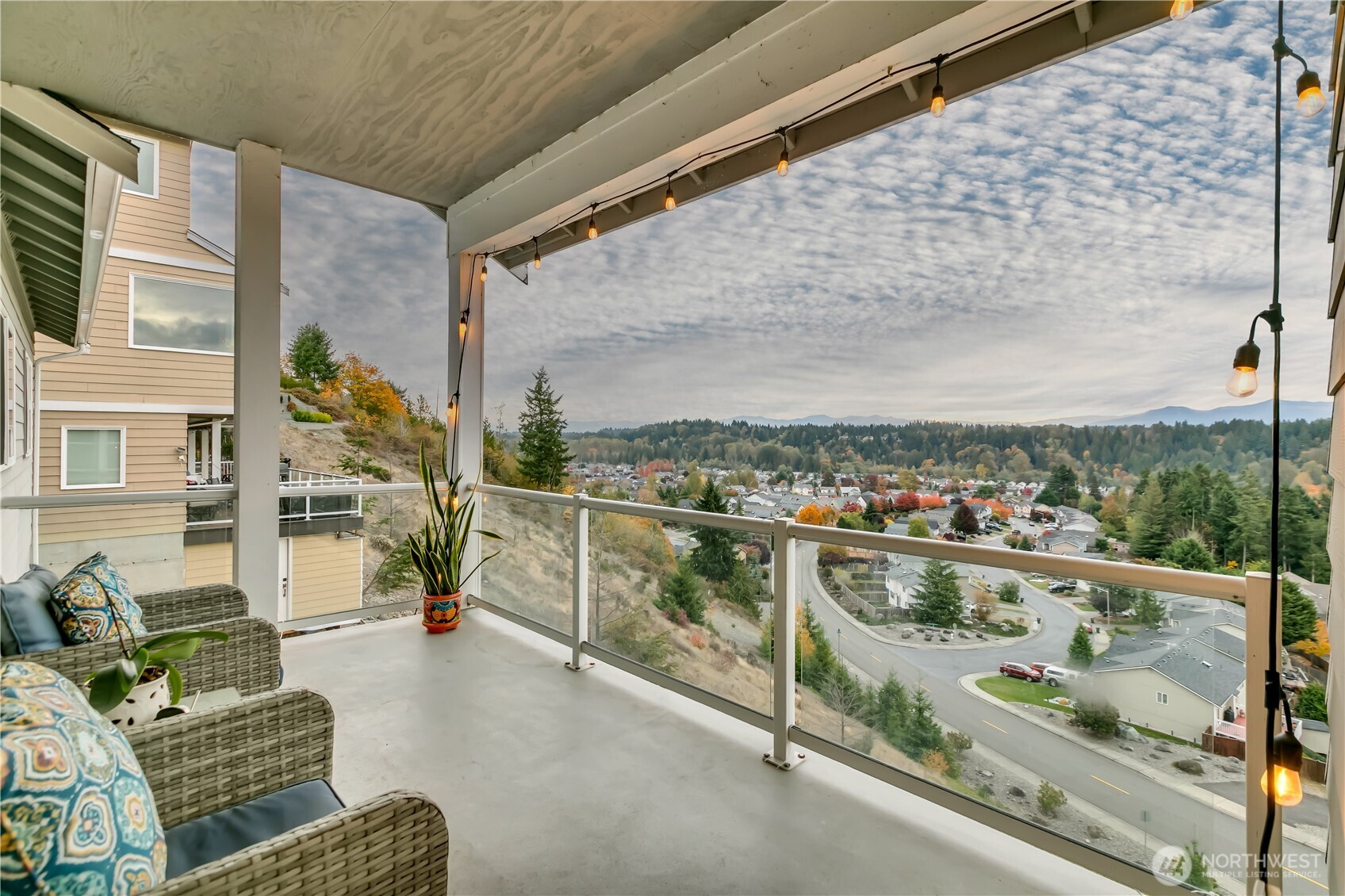 10908 177th Avenue Ct E, Bonney Lake, WA 98391