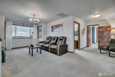 10908 177th Avenue Ct E, Bonney Lake, WA 98391 - Photo 19