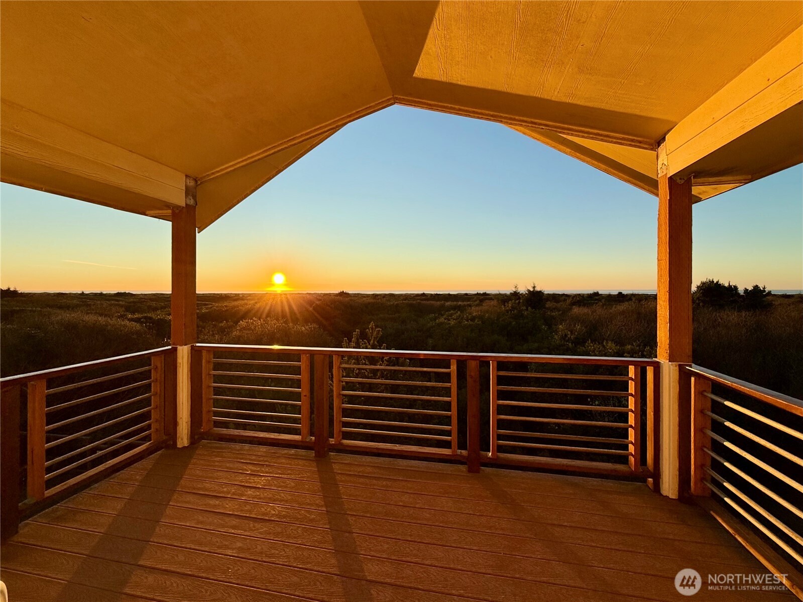 317 Sand Dune Avenue SW, Ocean Shores, WA 98569