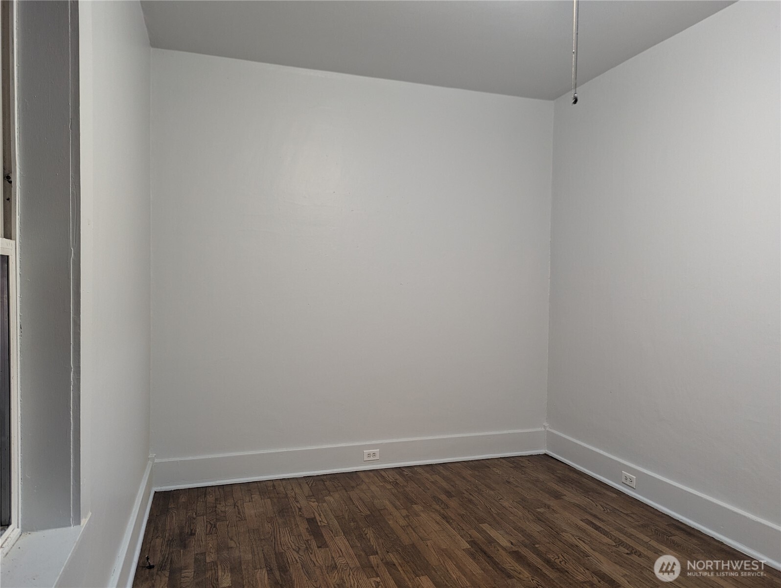 5432 S Oakes Street , Tacoma, WA 98409