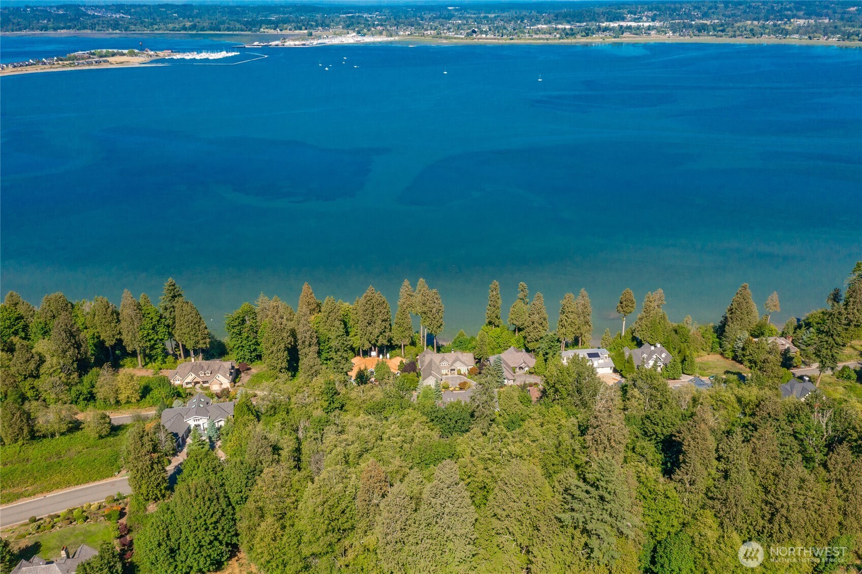 5522 Puffin Place , Blaine, WA 98230