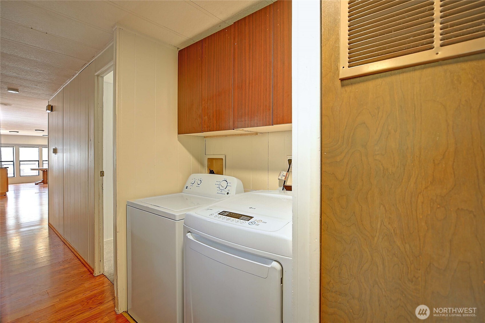 1506 Shuksan Dr , Camano Island, WA 98282