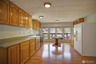 1506 Shuksan Dr , Camano Island, WA 98282 - Photo 4