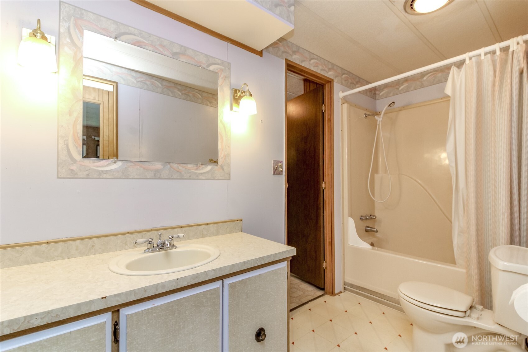 21821 107th PL SE #13, Kent, WA 98031