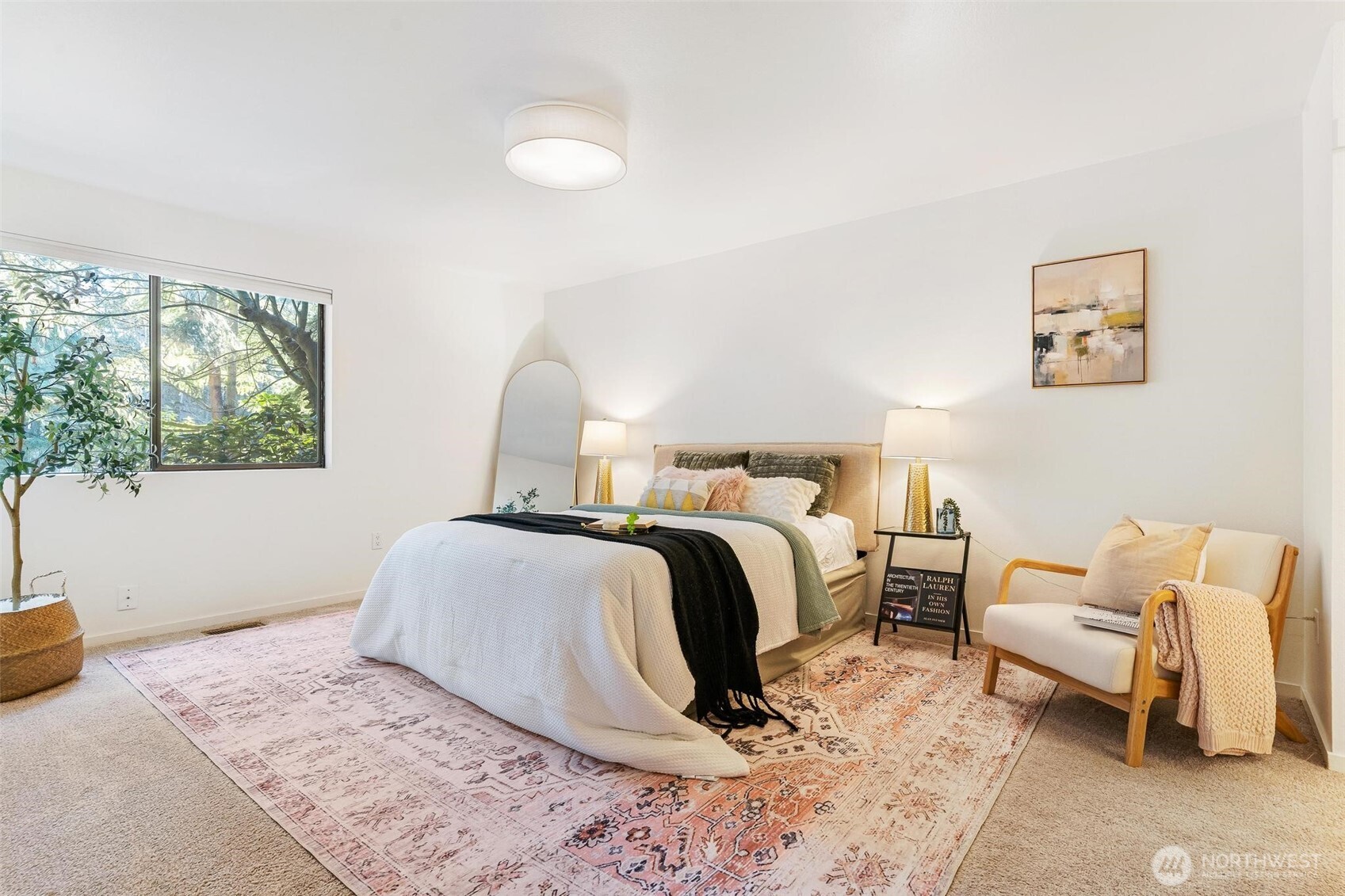 3905 108th Avenue NE #B102, Bellevue, WA 98004