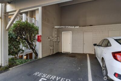 3905 108th Avenue NE #B102, Bellevue, WA 98004 - Photo 32