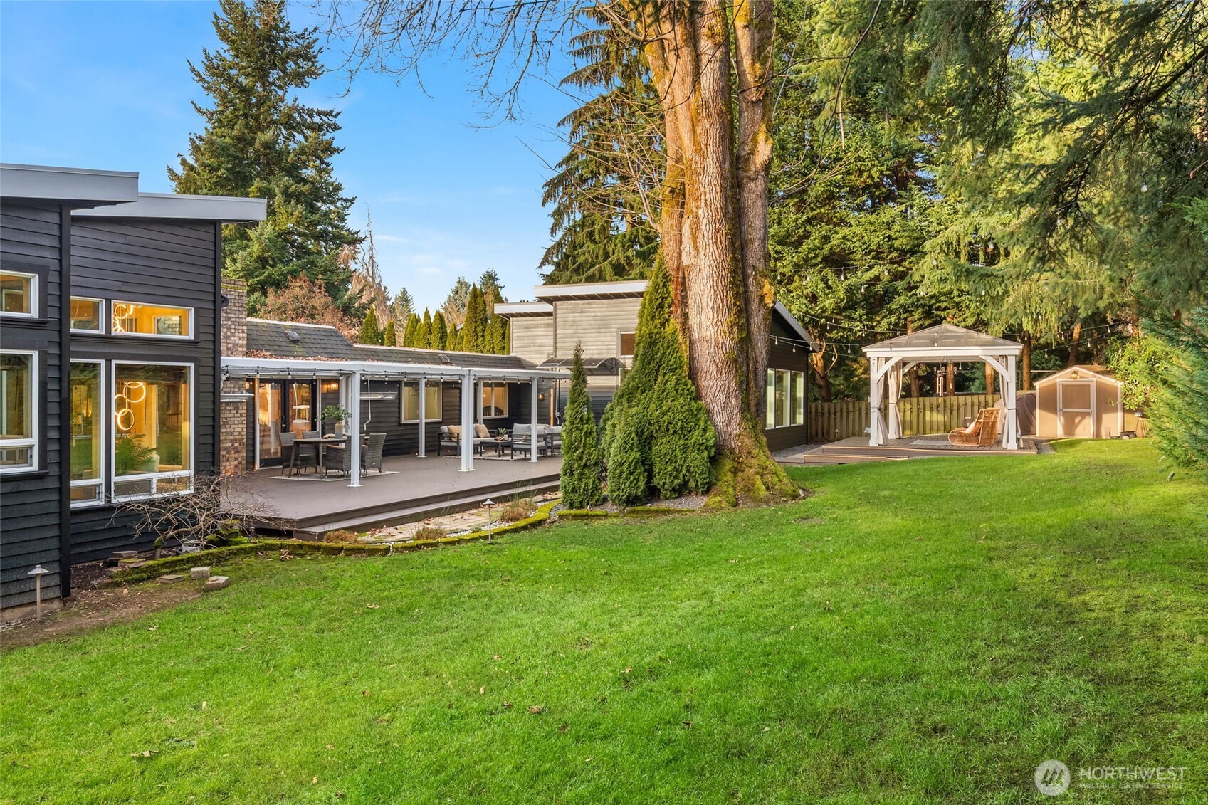20 Cascade Key , Bellevue, WA 98006