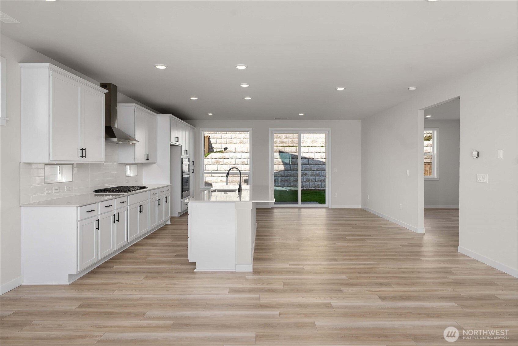 17548 NE Midnight Sun Loop , Poulsbo, WA 98370