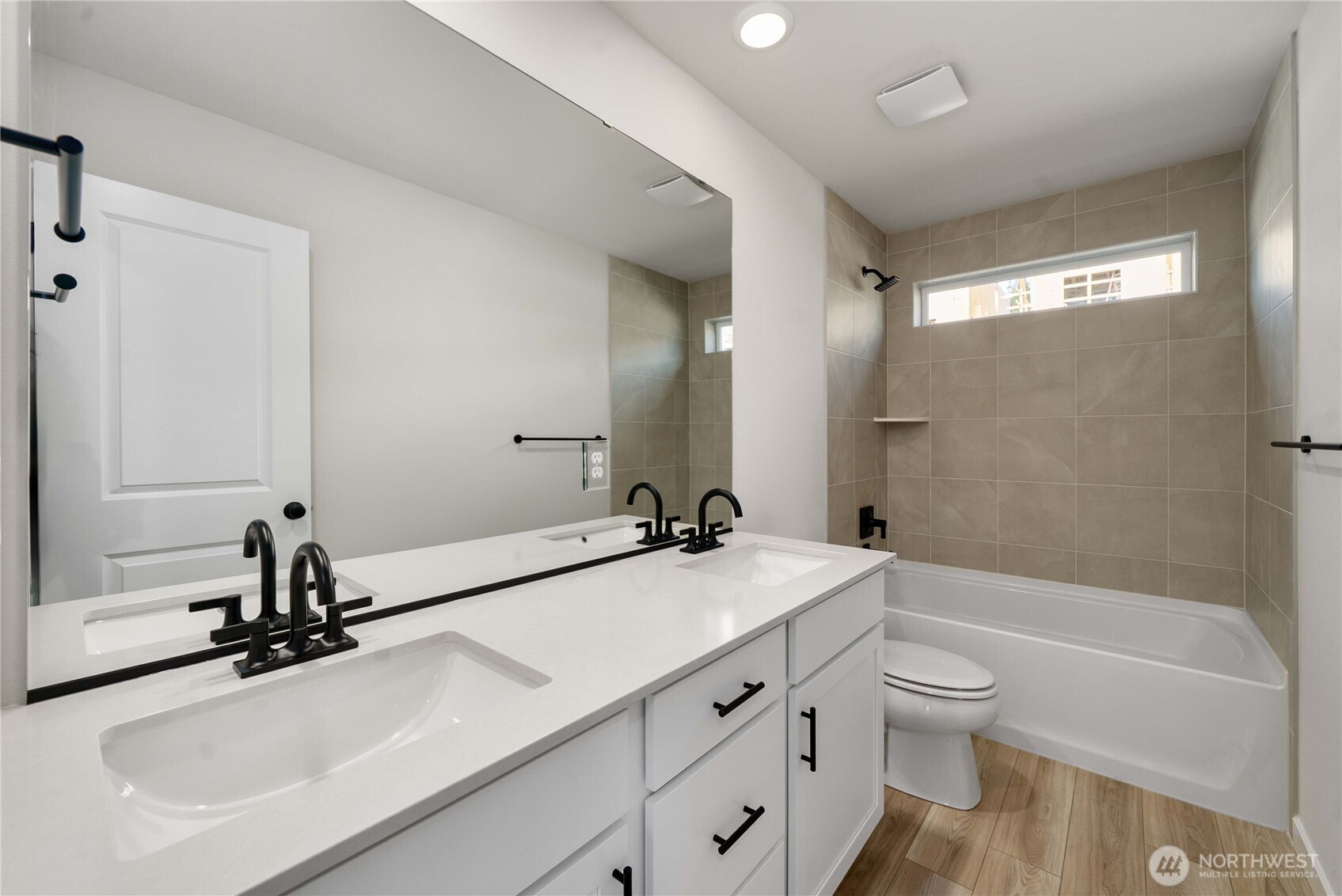 17548 NE Midnight Sun Loop , Poulsbo, WA 98370