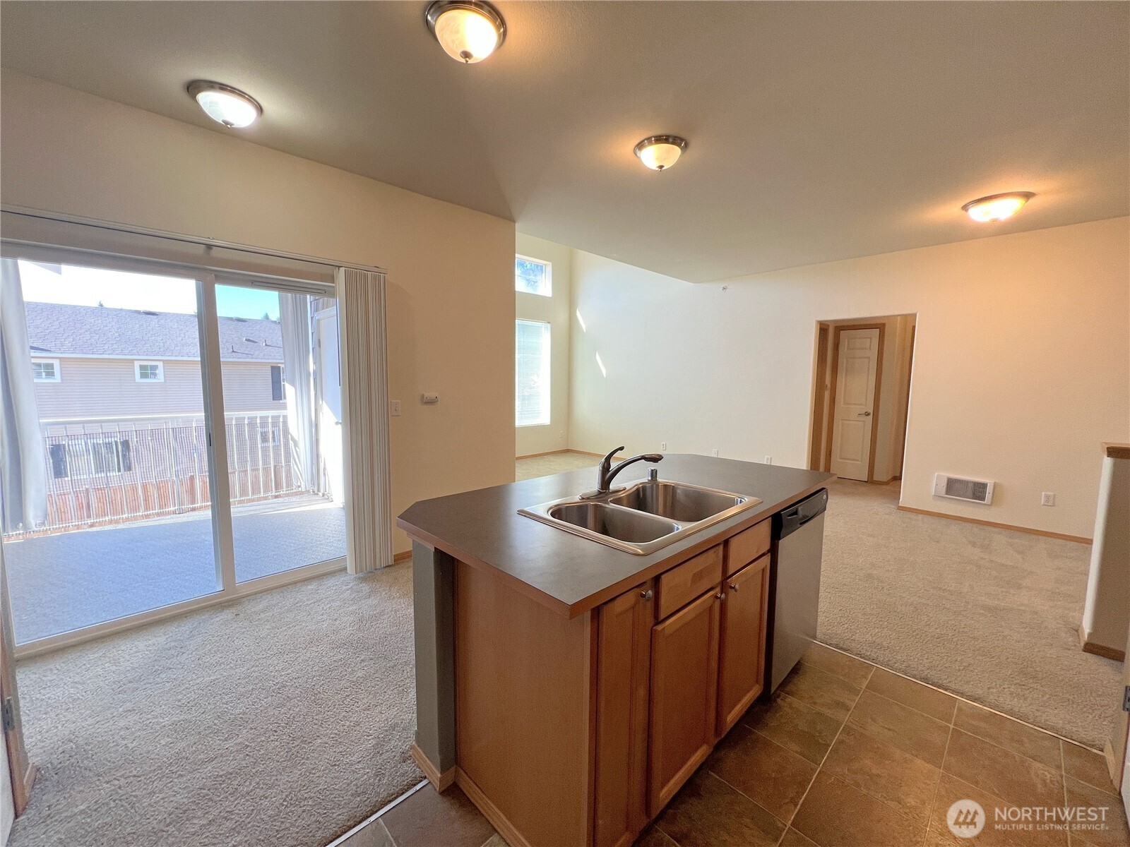 2699 Erwin Avenue , Dupont, WA 98327