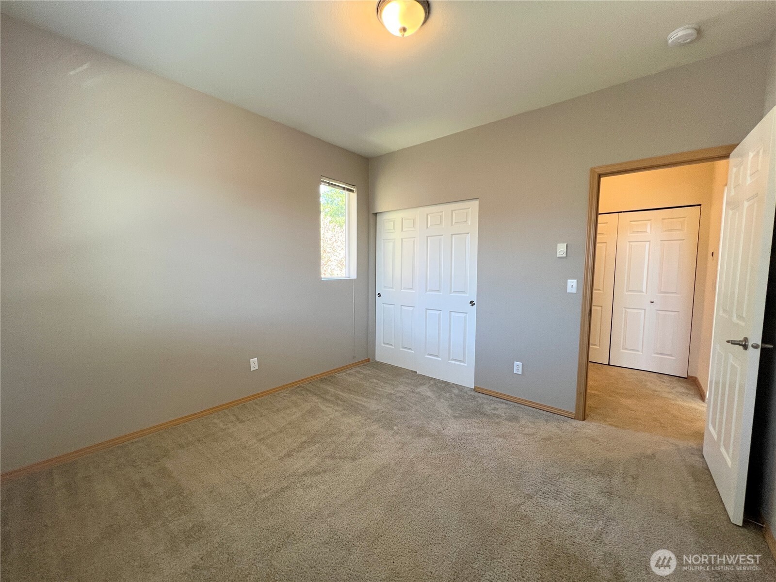 2699 Erwin Avenue , Dupont, WA 98327