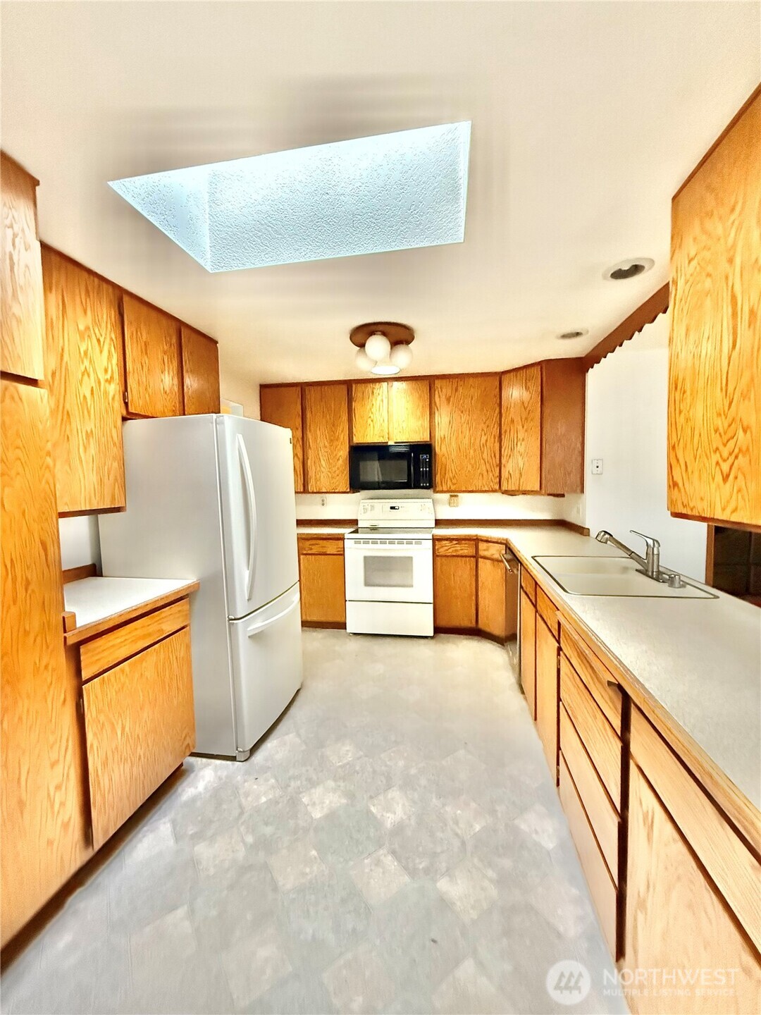 24306 106th Place W, Edmonds, WA 98020