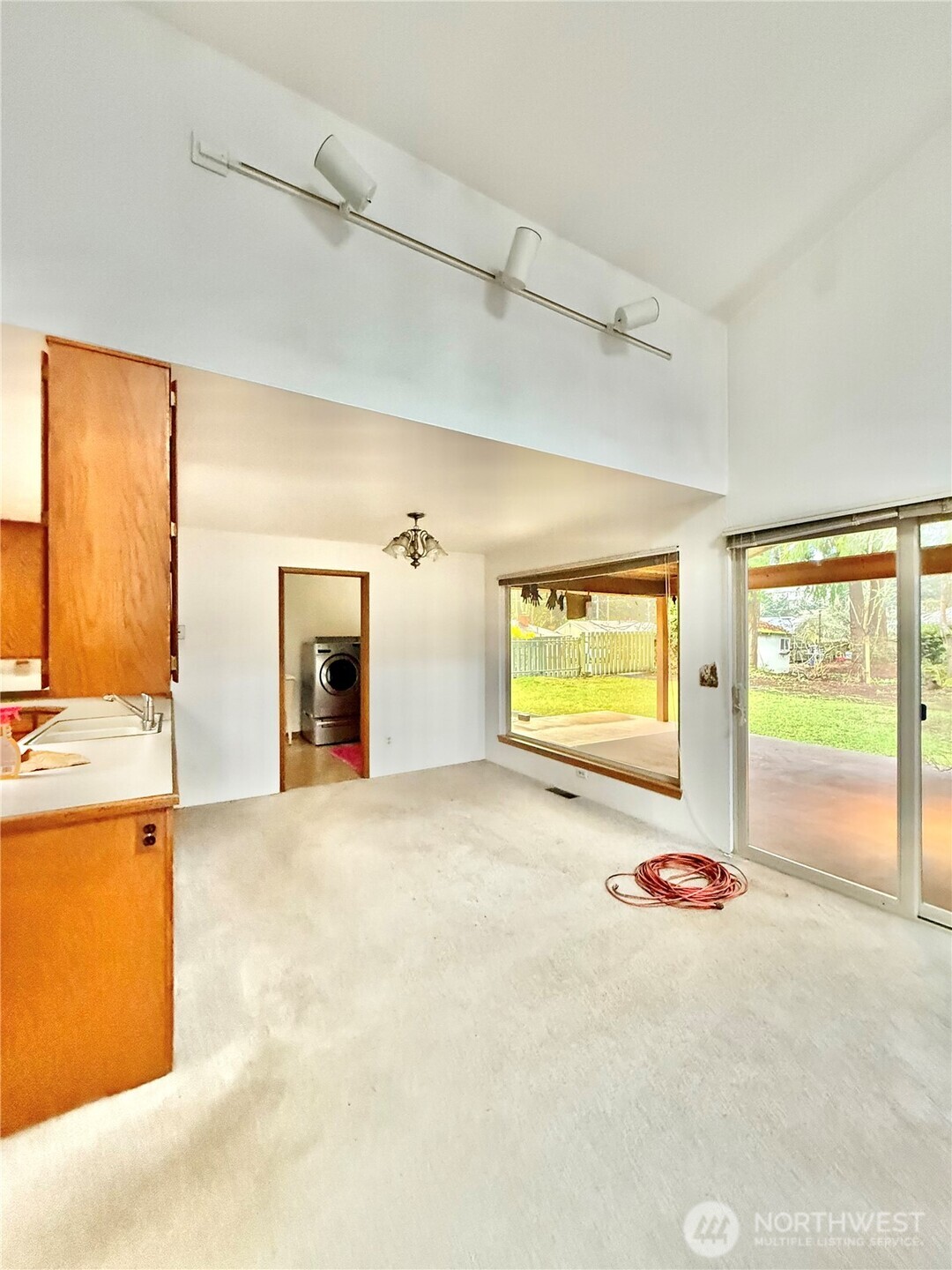 24306 106th Place W, Edmonds, WA 98020