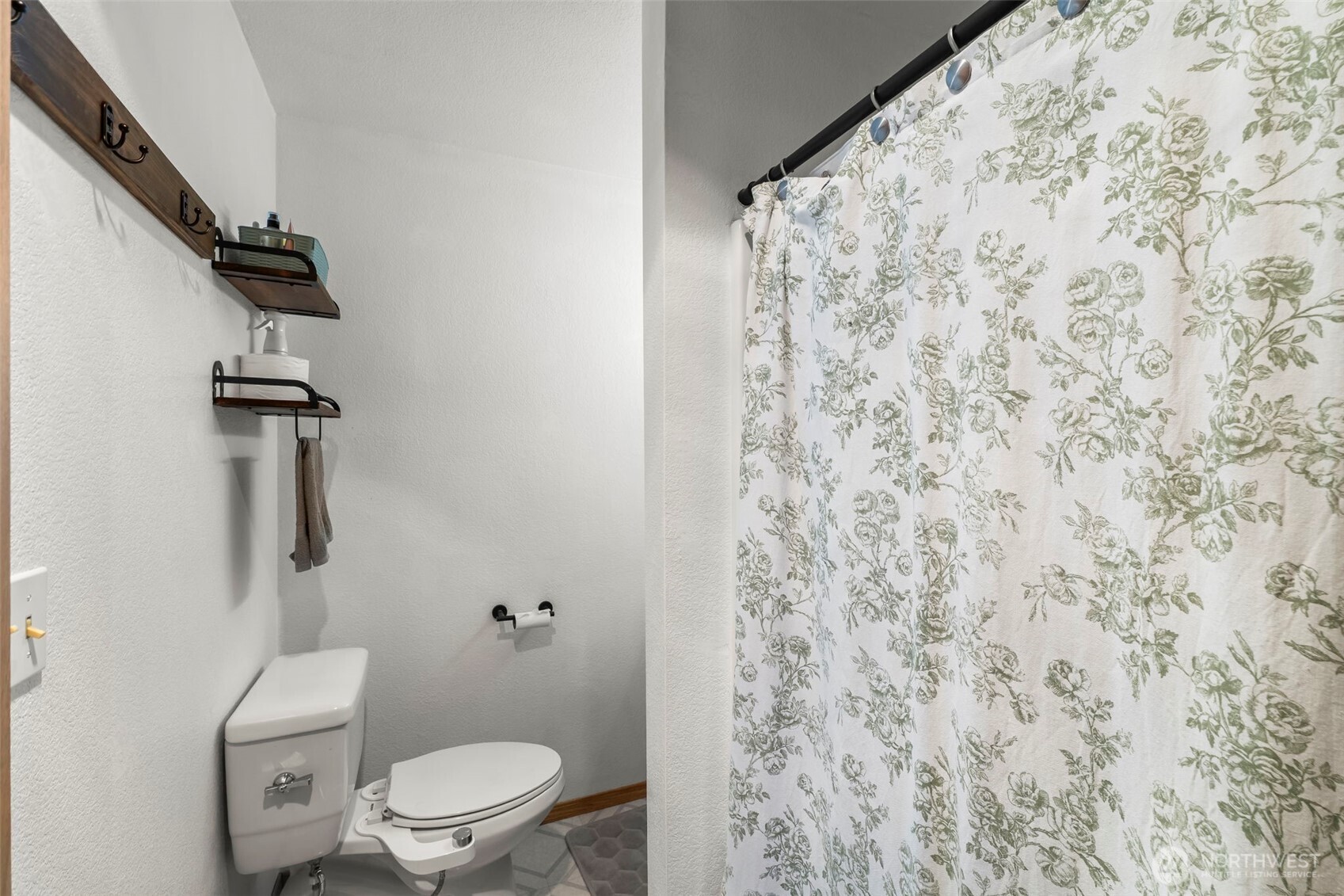 16330 84th Court SE, Yelm, WA 98597