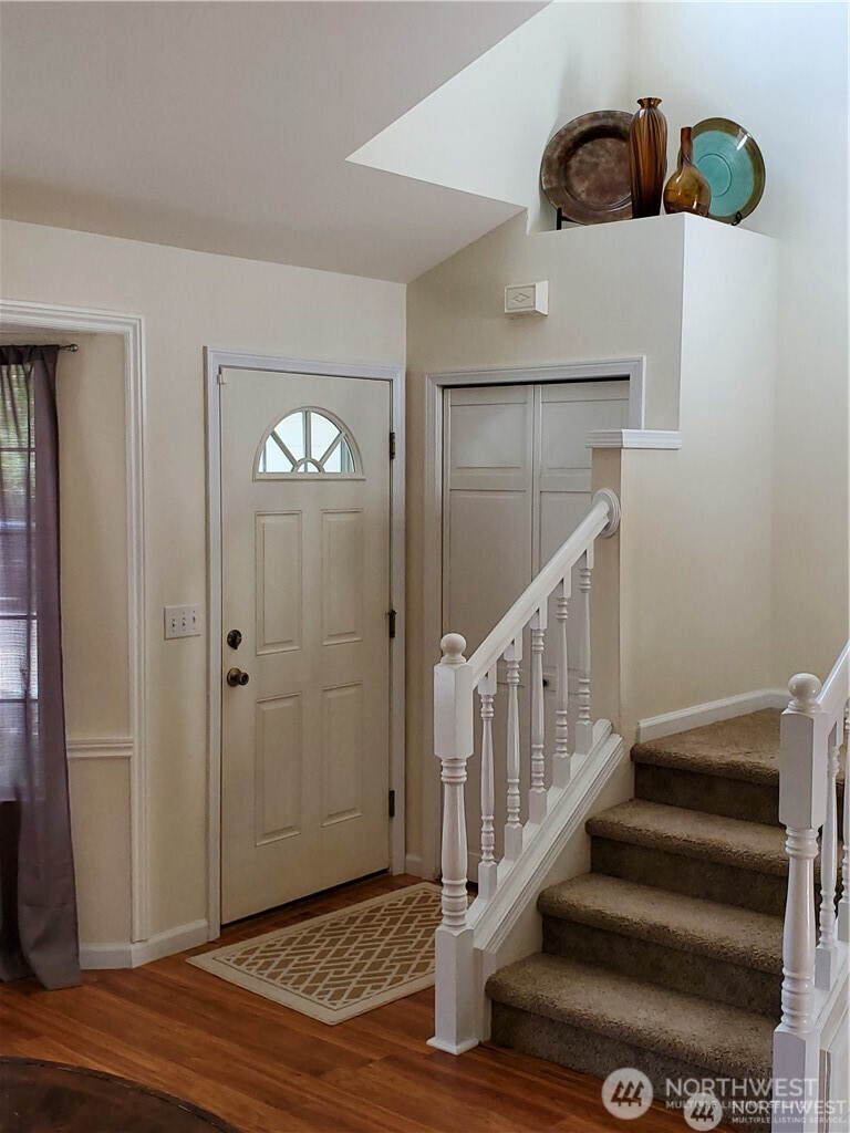 6143 Snowberry Lane NE, Bremerton, WA 98311