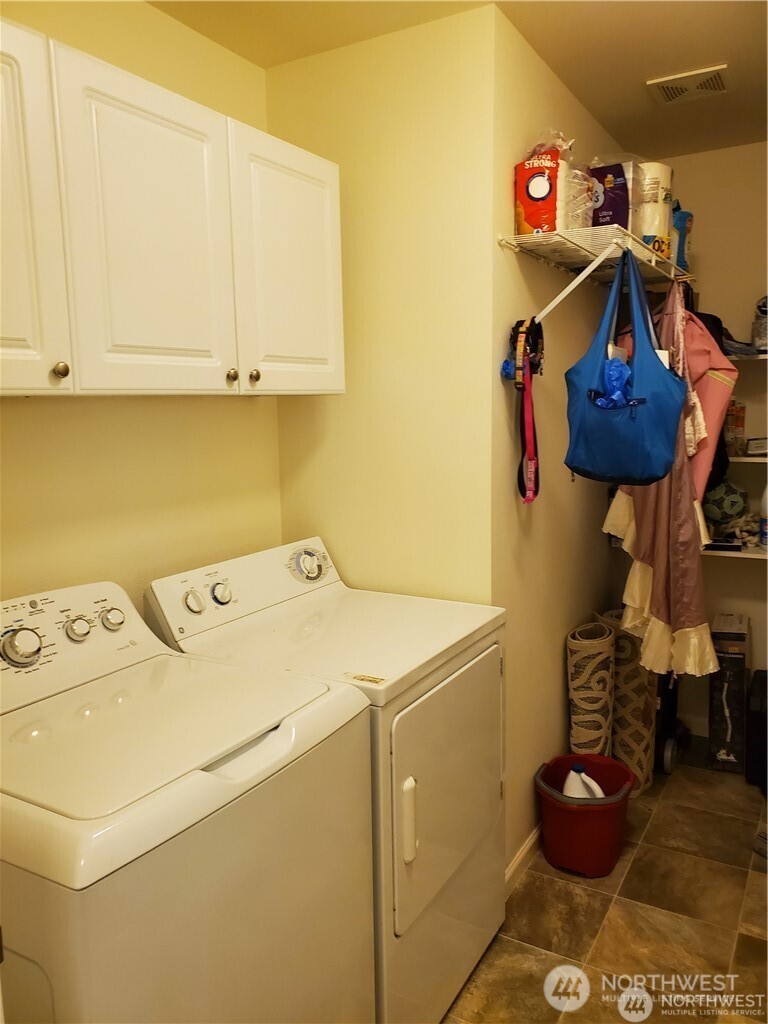 6143 Snowberry Lane NE, Bremerton, WA 98311