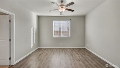 864 Sigrist Drive E, Enumclaw, WA 98022 - Photo 16