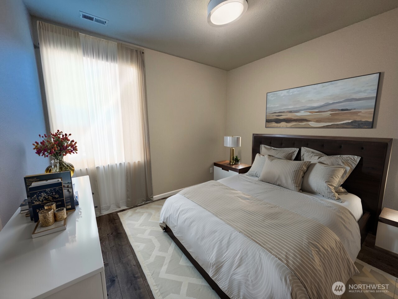 864 Sigrist Drive E, Enumclaw, WA 98022