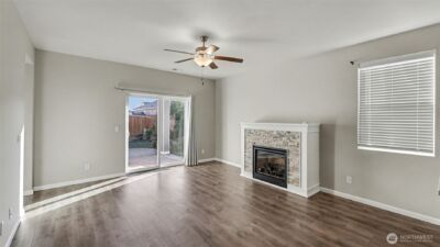 864 Sigrist Drive E, Enumclaw, WA 98022 - Photo 5